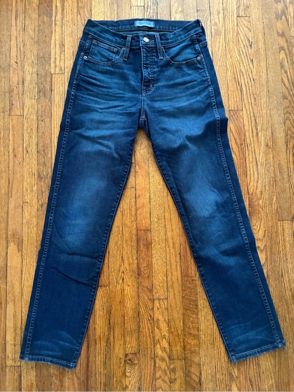 Madewell Women's Slim Straight Jeans in Med-Dark Blue Wash